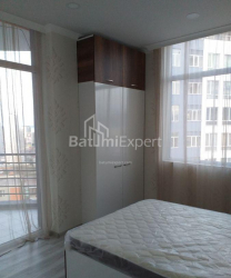 شقة سكنية 74 متر مربع - نيكو بيروسماني, Batumi, جورجيا