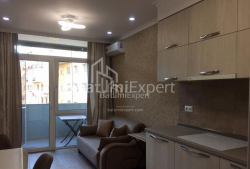 شقة سكنية 72 متر مربع - يوسف كوبالادزه, Batumi, جورجيا