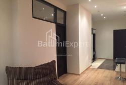 شقة سكنية 3-комн 85 m² - زورابا جورجيلادزه, Batumi