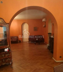 شقة سكنية 4-комн 151 m² - روستافيلي, Batumi