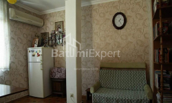 شقة سكنية 3-комн 90 m² - الملك بارنافاز, Batumi
