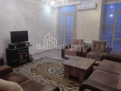 شقة سكنية 90 متر مربع - الكسندرا بوشكين, Batumi, جورجيا