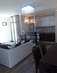 شقة سكنية 104 متر مربع - يوسف كوبالادزه, باتومي, جورجيا