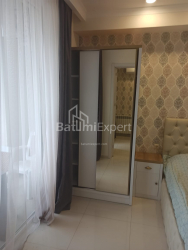 شقة سكنية 68 متر مربع - فاختانغ جورجاسالي, Batumi, جورجيا