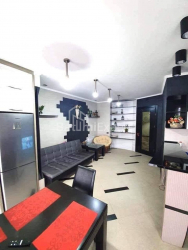 شقة سكنية 4-комн 100 m² - زورابا جورجيلادزه, Batumi