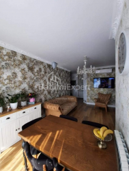 شقة سكنية 3-комн 70 m² - نيكو بيروسماني, Batumi