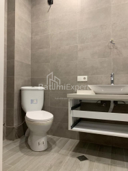 شقة سكنية 120 متر مربع - ديفيد كلدياشفيلي, Batumi, جورجيا