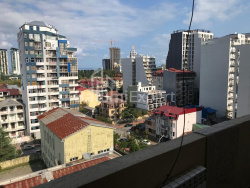 شقة سكنية 96 متر مربع - فاختانغ جورجاسالي, Batumi, جورجيا