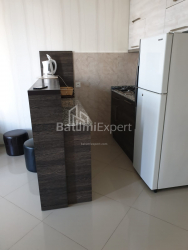 شقة سكنية 47 متر مربع - فاختانغ جورجاسالي, Batumi, جورجيا