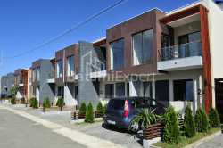 منزل شخصي 3-комн 80 m² - طريق المطار السريع, Batumi