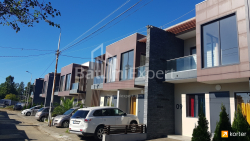 منزل شخصي 80 متر مربع - طريق المطار السريع, Batumi, جورجيا