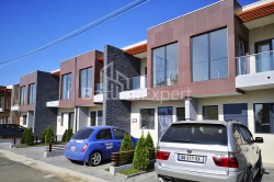 منزل شخصي 3-комн 80 m² - طريق المطار السريع, Batumi