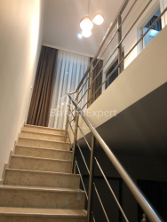 منزل شخصي 80 متر مربع - طريق المطار السريع, Batumi, جورجيا