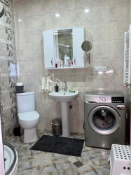شقة سكنية 84 متر مربع - ايليا تشافتشافادزه, Batumi, جورجيا