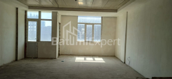شقة سكنية 2-комн 81.4 m² - شالفا إيناساريدزه, Batumi