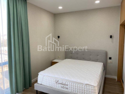 منزل شخصي 110.7 متر مربع - طريق المطار السريع, Batumi, جورجيا
