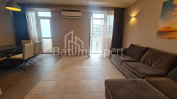 شقة سكنية 2-комн 60 m² - زورابا جورجيلادزه, Batumi