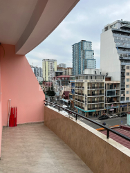 شقة سكنية 70 متر مربع - الكسندرا بوشكين, Batumi, جورجيا