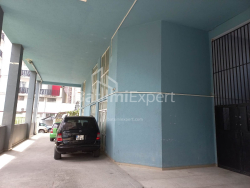 منطقة البيع بالتجزئة 128 m² - أنجيسا, Batumi