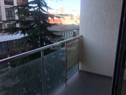 شقة سكنية 3-комн 81 m² - الملك بارنافاز, Batumi